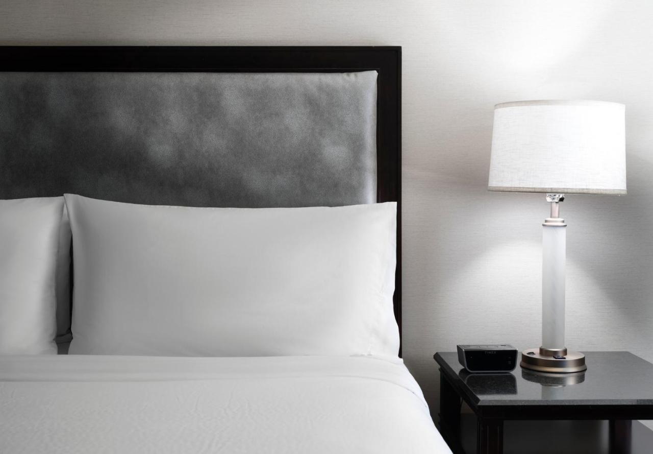 Holiday Inn & Suites Boston Peabody, An Ihg Hotel Esterno foto