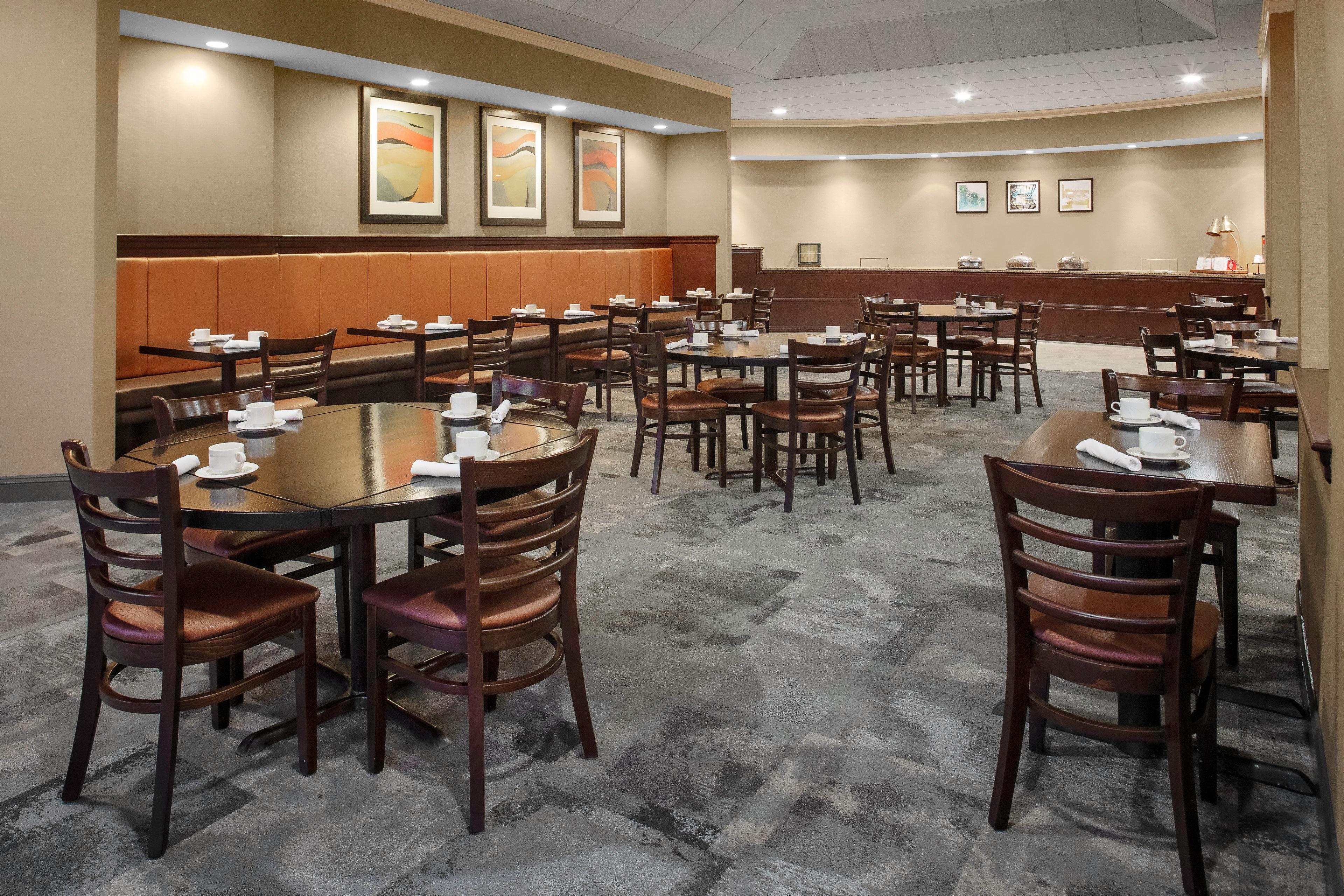Holiday Inn & Suites Boston Peabody, An Ihg Hotel Esterno foto