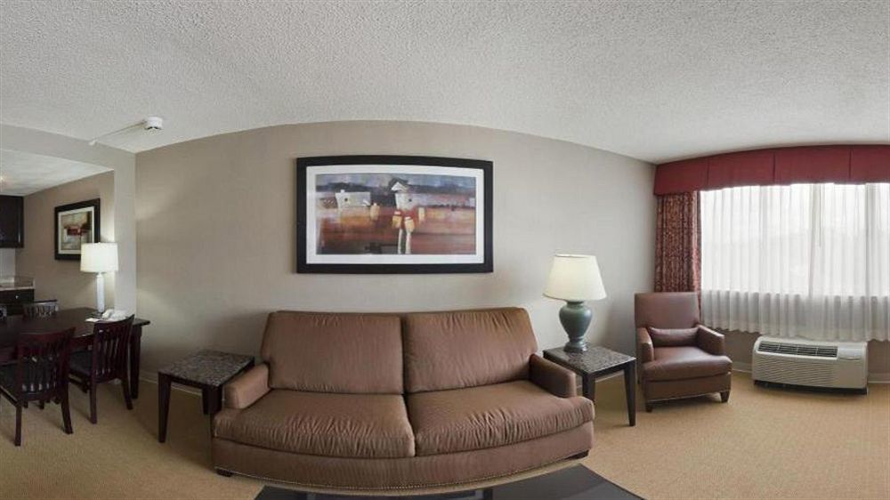 Holiday Inn & Suites Boston Peabody, An Ihg Hotel Esterno foto
